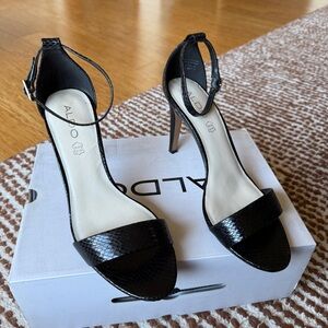 Aldo Ibenama Black Strappy Heels, size 9